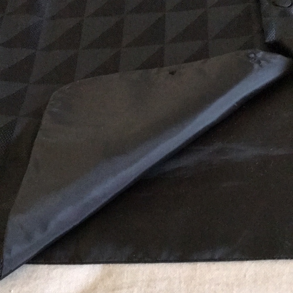 Vests - Picture 8 of 9